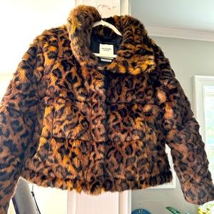 Abercrombie & Fitch Mini Puffer in Leopard